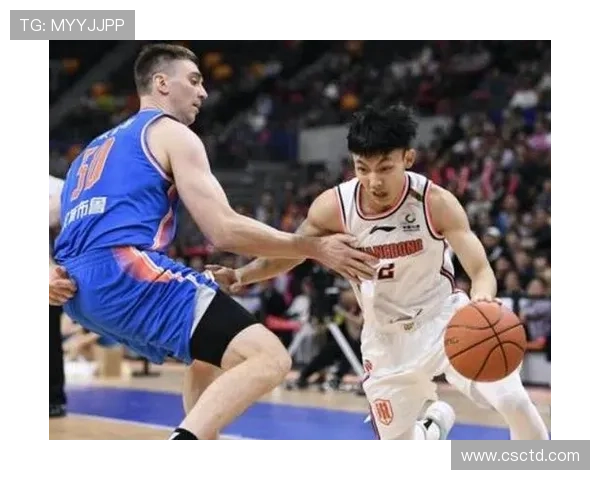 深入探讨上海篮球队各项技术特点及其对比分析 深入探讨上海篮球队各项技术特点及其对比分析